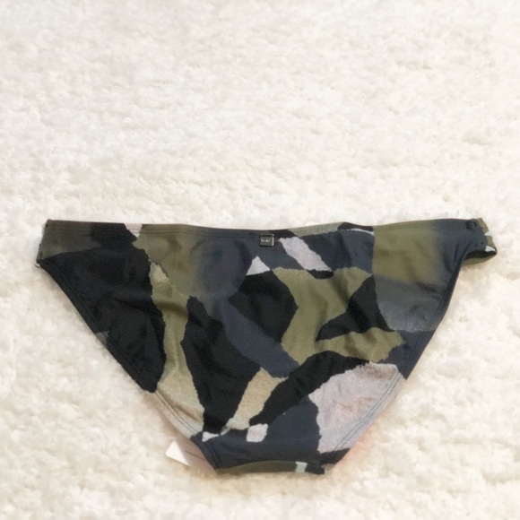 🆕 Lole Rio camouflage bikini bottoms extra… - Picture 6 of 12